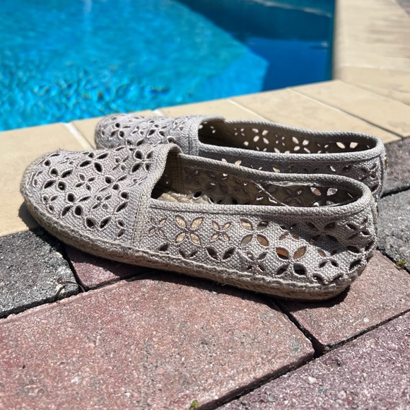 Michael Kors Darci Cutout Espadrilles Size 6 - Picture 3 of 4